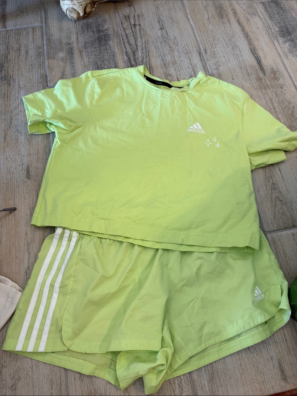 Womens Adidas shorts and crop top set size xs/s